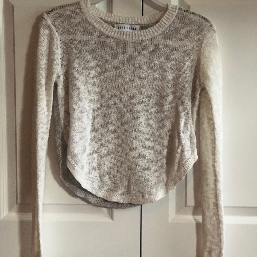 BARELY WORN two-tone sweater
